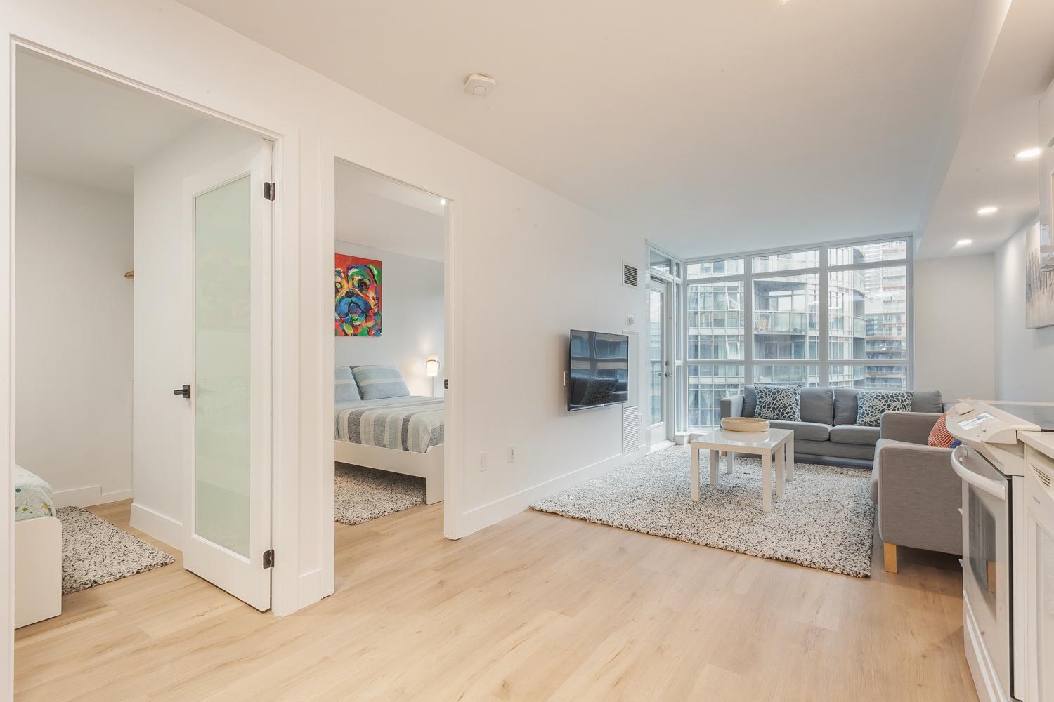 Cozy 2Br Close To Cn Tower & Harbourfront Торонто Экстерьер фото