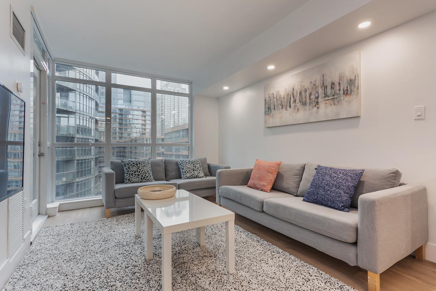 Cozy 2Br Close To Cn Tower & Harbourfront Торонто Экстерьер фото